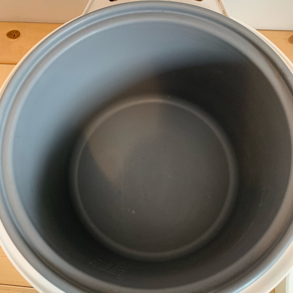 90s- Rival White Electric Rice Cooker - Picture 10 of 10